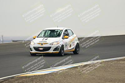 media/Jan-26-2025-CalClub SCCA (Sun) [[cfcea7df88]]/Group 5/Race/